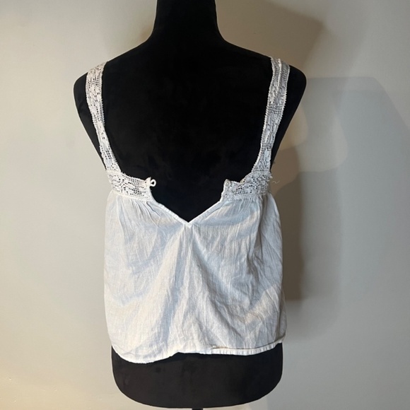 Cute Aerie top white size XS - Picture 4 of 4